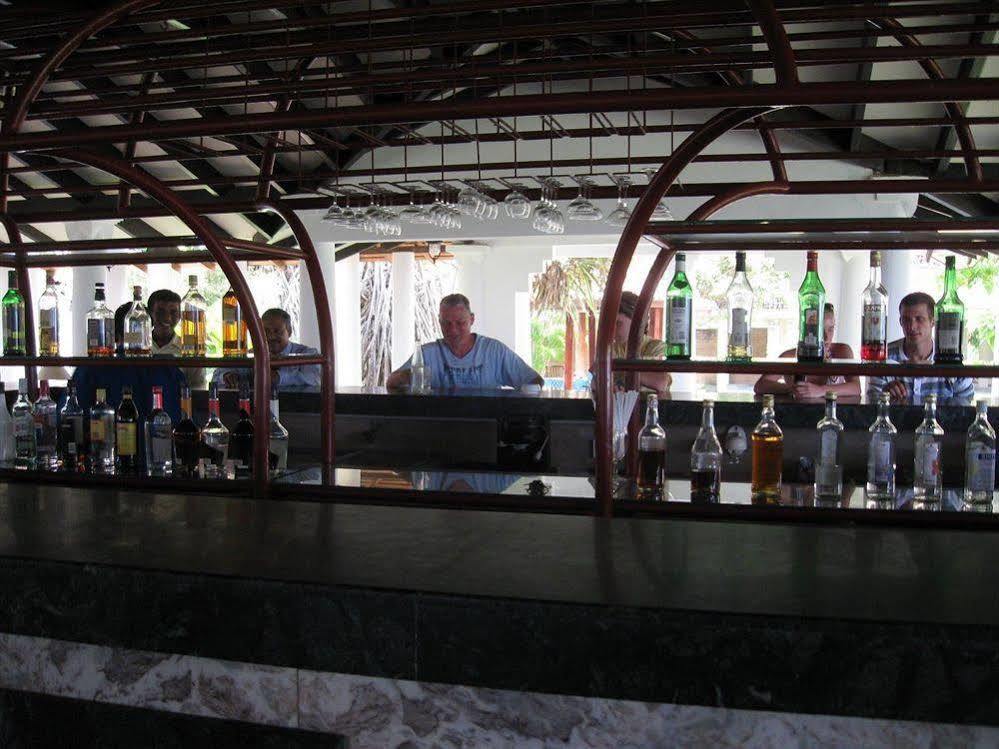 Kosgoda Beach Resort Екстериор снимка